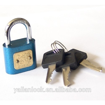 Meilleur prix Blue Color Short Shackle Round Corner Iron Padlock